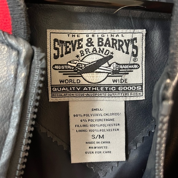 Vintage Leather Bomber - Picture 3 of 6